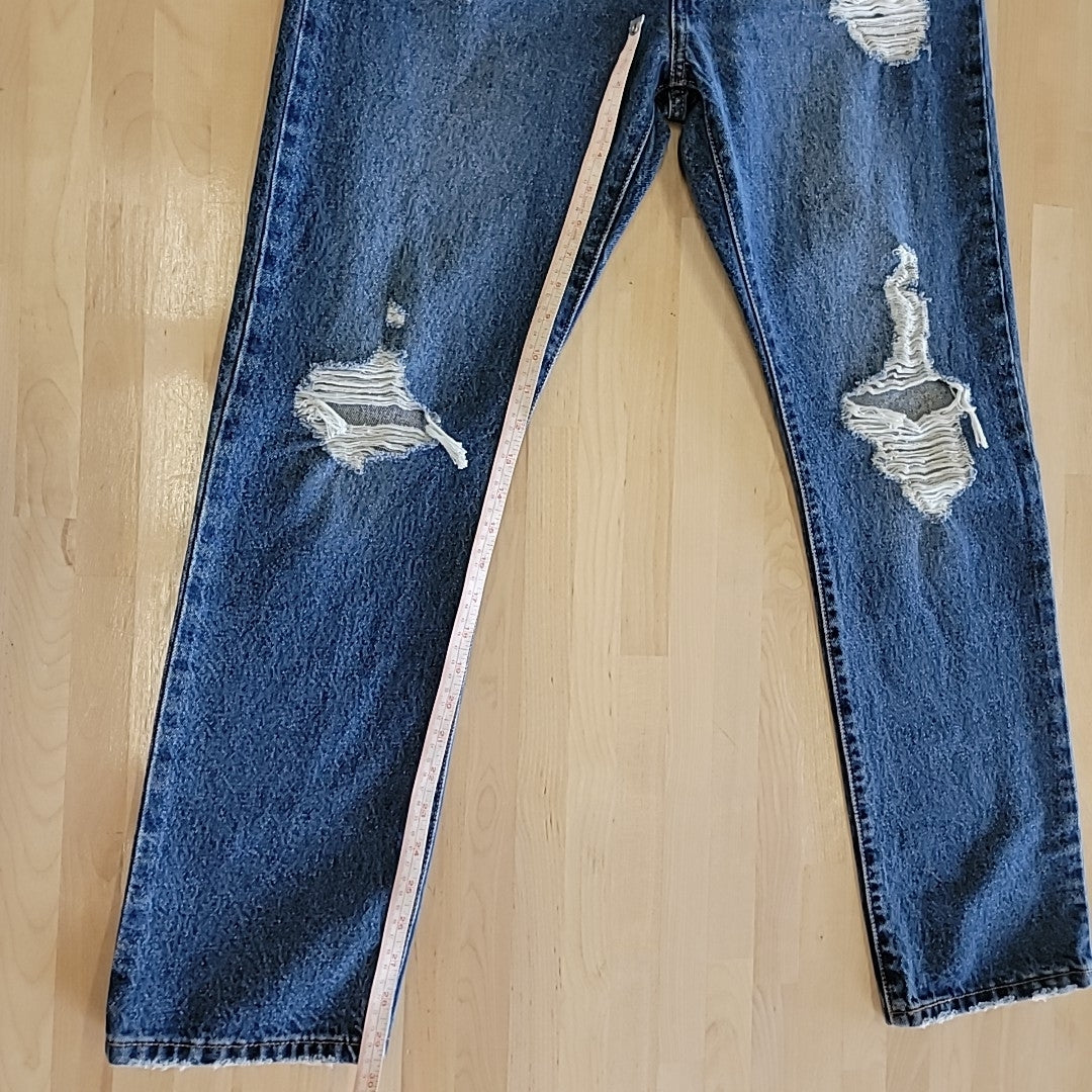 Levi's Size 31 Blue Jeans