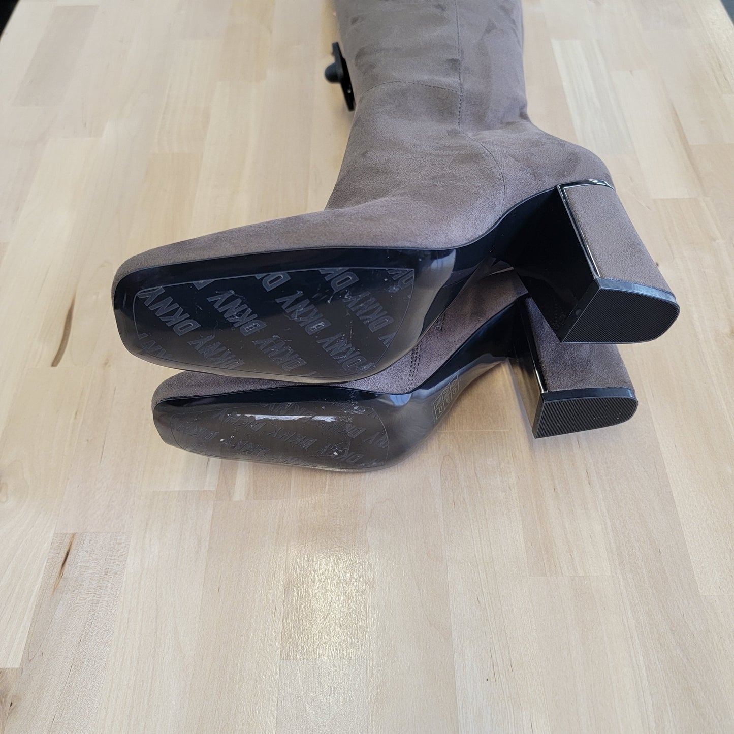 DKNY Shoe Size 7 Brown Boots